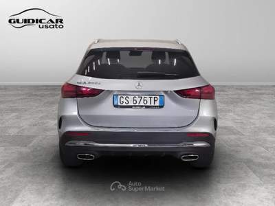 Mercedes-Benz GLA 200 D Digital Edition 8G-DCT Grigio usata Lucca