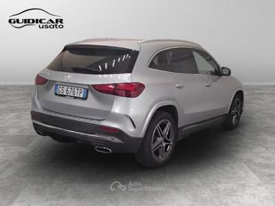 Mercedes-Benz GLA 200 D Digital Edition 8G-DCT Grigio usata Lucca