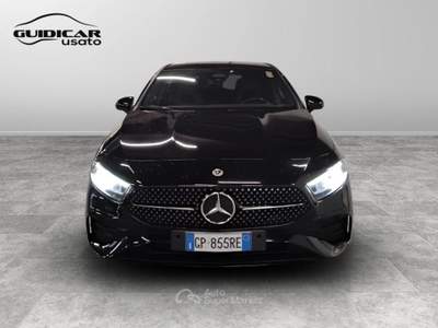Mercedes-Benz Classe A 180 D Advanced Plus AMG Line 8G-DCT Nero usata Lucca