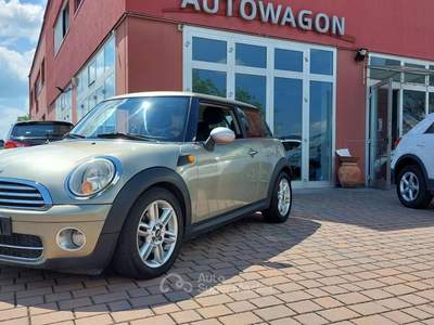 MINI Cooper 1.6 16V Cooper D  OK Neopatentati Beige usata Civitella in Val di Chiana