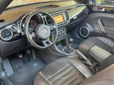 Volkswagen Maggiolino Cabrio 1.4 TSI Design #pelle #impiantoFender Nero usata MONTICELLI BRUSATI