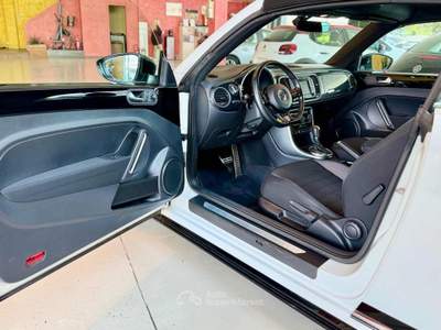 Volkswagen Maggiolino Cabrio 1.4 TSI DSG R-Line BlueMotion Technology Bianco usata MONTICELLI BRUSATI