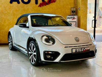 Volkswagen Maggiolino Cabrio 1.4 TSI DSG R-Line BlueMotion Technology Bianco usata MONTICELLI BRUSATI