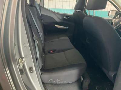Nissan Navara 2.3 dCi 4WD Double Cab Acenta Grigio usata MONTICELLI BRUSATI