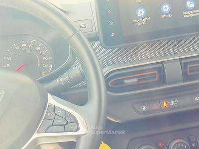 Dacia Sandero COMFORT 1.0TCE 91cv ECO-G Arancione usata Roma