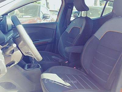 Dacia Sandero COMFORT 1.0TCE 91cv ECO-G Arancione usata Roma
