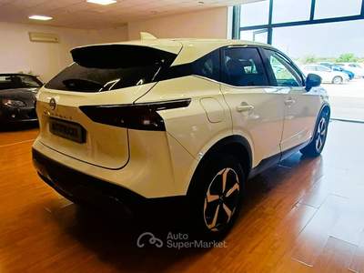 Nissan Qashqai 1.3 mhev N-Connecta 2wd 158cv xtronic Bianco usata Modica