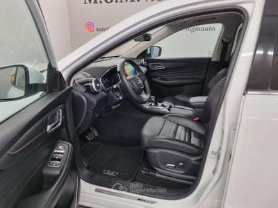 MG EHS Plug-in Hybrid Luxury Bianco usata Erba