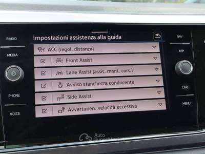 Volkswagen Polo 1.0 TSI 95CV STYLE MATRIX IQDRIVE 22.700KM Nero usata Varna