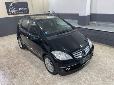 Mercedes-Benz Classe A A 160 BlueEFFICIENCY Special Edition Nero usata Giugliano in Campania