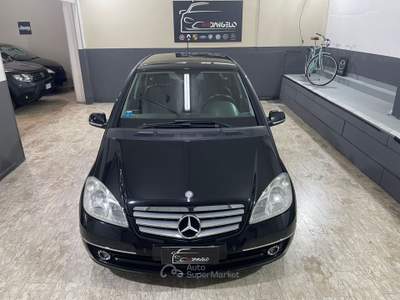 Mercedes-Benz Classe A A 160 BlueEFFICIENCY Special Edition Nero usata Giugliano in Campania