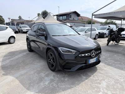 Mercedes-Benz GLA Automatic 4Matic Premium Nero usata Giugliano in Campania