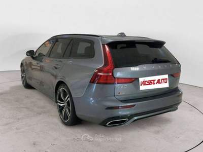 Volvo V60 250cv Grigio usata Milano