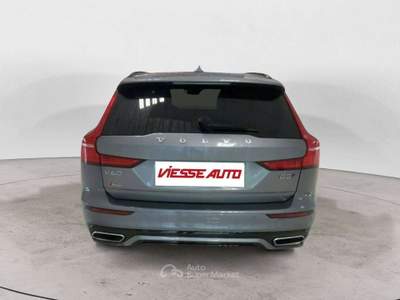 Volvo V60 250cv Grigio usata Milano