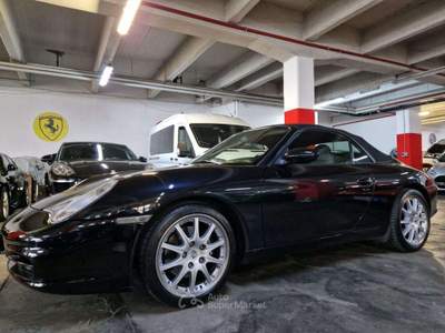 Porsche 911 996 CARRERA CABRIOLET CV.320 KM.114.500 Nero usata Torino