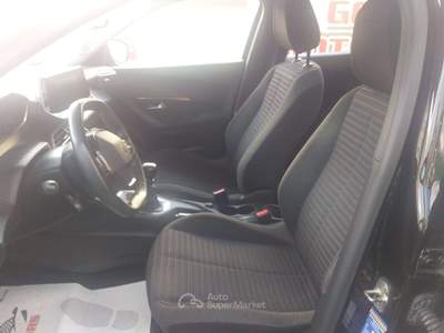 Peugeot 2008 II 2020 1.2 puretech Active PROMOZIONE FINANZIAMENTO Nero usata Brugherio