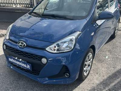 Hyundai i10 Login Blu/Azzurro usata Cercola