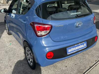 Hyundai i10 Login Blu/Azzurro usata Cercola