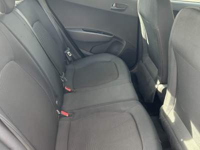 Hyundai i10 Login Blu/Azzurro usata Cercola