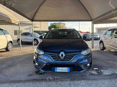 Renault Mégane Megane IV 2016 Sporter Sporter 1.5 dci energy Bose 110cv Blu/Azzurro usata Giugliano in Campania