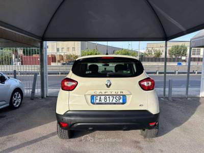 Renault Captur Captur I 2013 1.5 dci Iconic 90cv Beige usata Giugliano in Campania