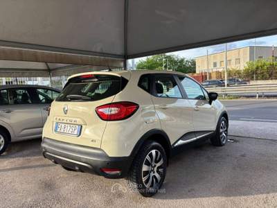 Renault Captur Captur I 2013 1.5 dci Iconic 90cv Beige usata Giugliano in Campania