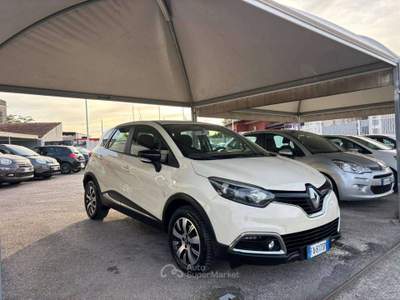 Renault Captur Captur I 2013 1.5 dci Iconic 90cv Beige usata Giugliano in Campania