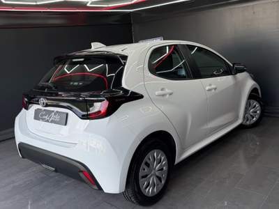 Toyota Yaris Benzina Trend 2023 Bianco usata Teverola