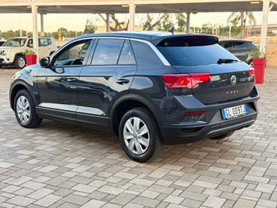 Volkswagen T-Roc 1.6 tdi 115cv business bmt Grigio usata Polignano a Mare