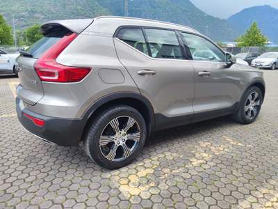 Volvo XC40 VOLVO XC40 D3 R INSCRIPTION FWD Bronzo usata Pian Camuno