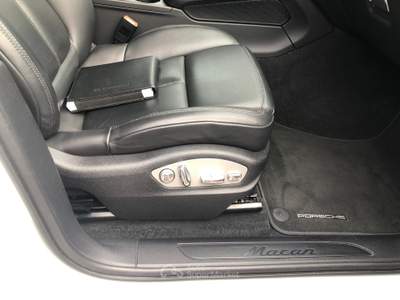 Porsche Macan TETTO+PACK CRONO+PASM TAGLIANDI UFFICIALI PRONTA CONSEGNA!! Bianco usata Roma