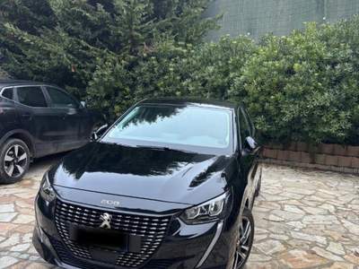 Peugeot 208 Non fumatore, carrozzeria in ottimo stato, disponibile subito Nero usata Asti