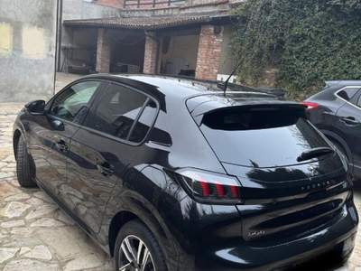 Peugeot 208 Non fumatore, carrozzeria in ottimo stato, disponibile subito Nero usata Asti