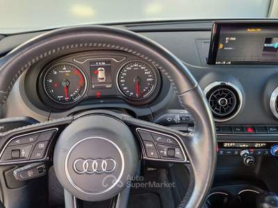 Audi A3 2017 Audi A3 2.0 TDI S tronic design Sportback Webasto Bianco usata Bedero Valcuvia