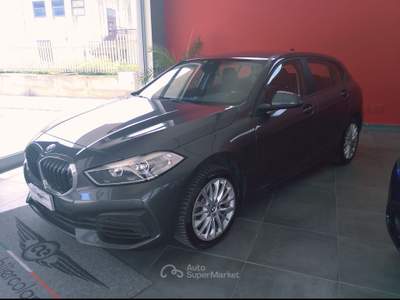 BMW Serie 1 120d 120d xDrive 5p. Business Advantage Grigio usata Isernia