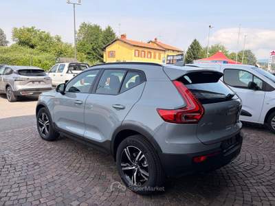 Volvo XC40 VOLVO XC40 B3 PLUS DARK KM ZERO 2026 Grigio usata Pian Camuno