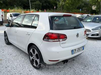 Volkswagen Golf 5p. Highline Bianco usata Massarosa