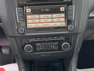 Volkswagen Golf 5p. Highline Bianco usata Massarosa