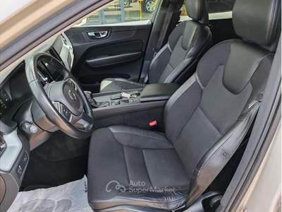 Volvo XC60 VOLVO XC60 D4 FWD MOMENTUM PRO Beige usata Pian Camuno