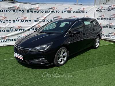 Opel Astra Start&Stop Sports Tourer Business Nero usata Napoli