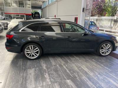 Audi A4 Avant 2.0 TDI 150 CV S tronic Business Nero usata Caronno Pertusella
