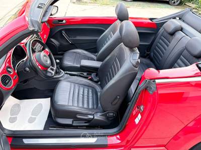 Volkswagen Maggiolino Maggiolino Cabrio 1.2 Tsi 105cv Design Rosso usata Seregno