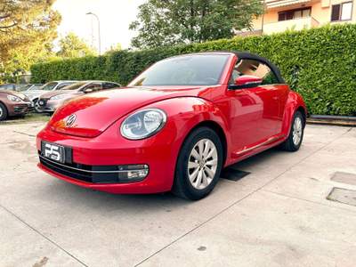 Volkswagen Maggiolino Maggiolino Cabrio 1.2 Tsi 105cv Design Rosso usata Seregno