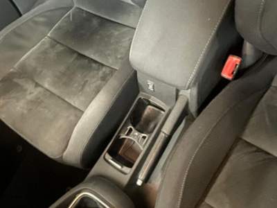 Volkswagen Golf 1.6 TDI DPF 5p. Highline Nero usata Casteggio
