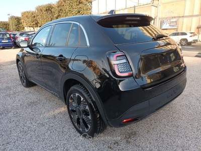 Fiat 600 1200 MHEV LA PRIMA DCT 110 CV NAV CAM"18 Nero usata Vetralla