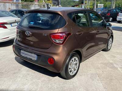Hyundai i10 1.0 MPI TECH 67cv Marrone usata Napoli