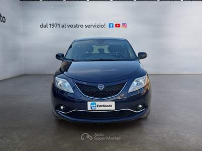 Lancia Ypsilon 1.2 69 CV 5 porte GPL Ecochic Gold Blu/Azzurro usata Castagnaro