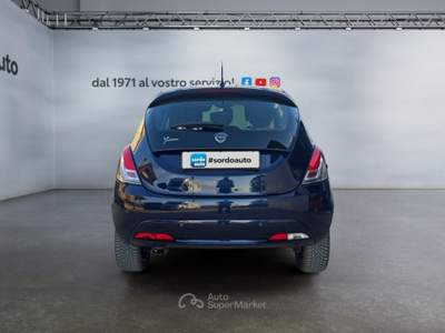 Lancia Ypsilon 1.2 69 CV 5 porte GPL Ecochic Gold Blu/Azzurro usata Castagnaro