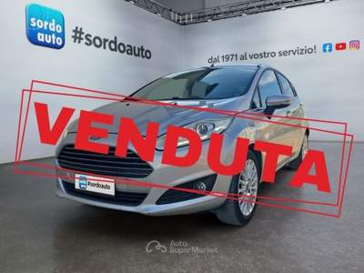 Ford Fiesta 1.5 TDCi 75CV 5 porte Titanium Grigio usata Castagnaro