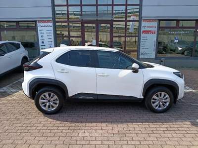 Toyota Yaris Cross 1.5 Hybrid 5p. E-CVT Business Bianco usata Vignate